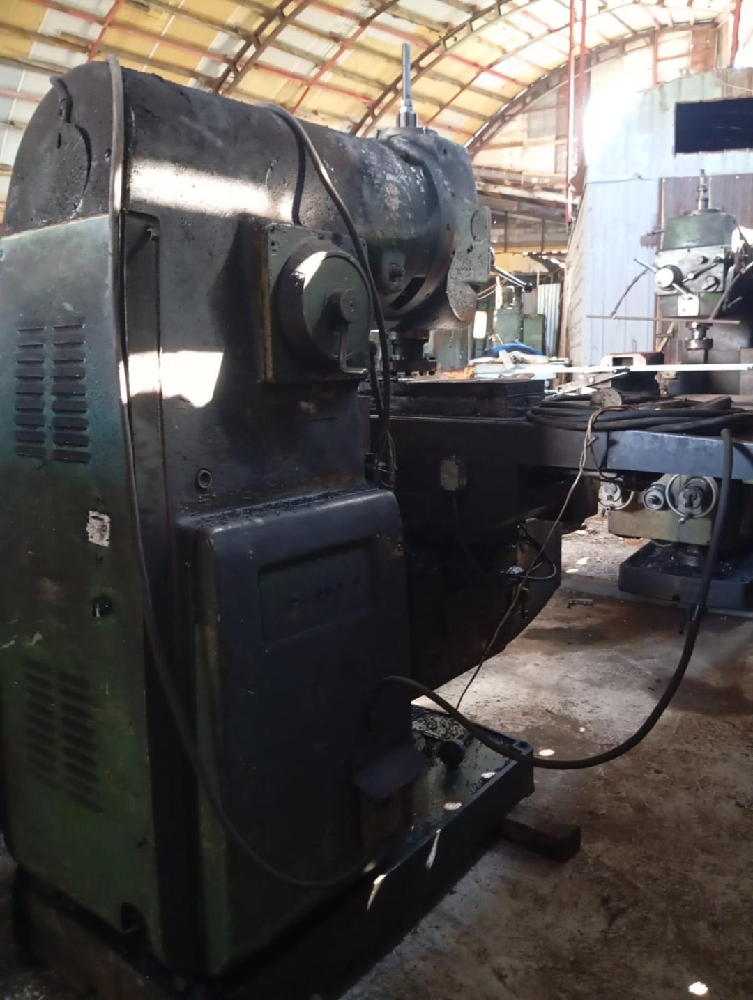 Вертикально-фрезерный  СФ40ПФ1 ,1985 г.в.